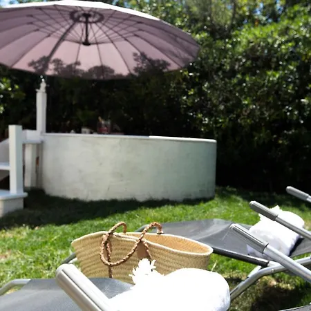 Beachfront Art Cristalia Penzion *